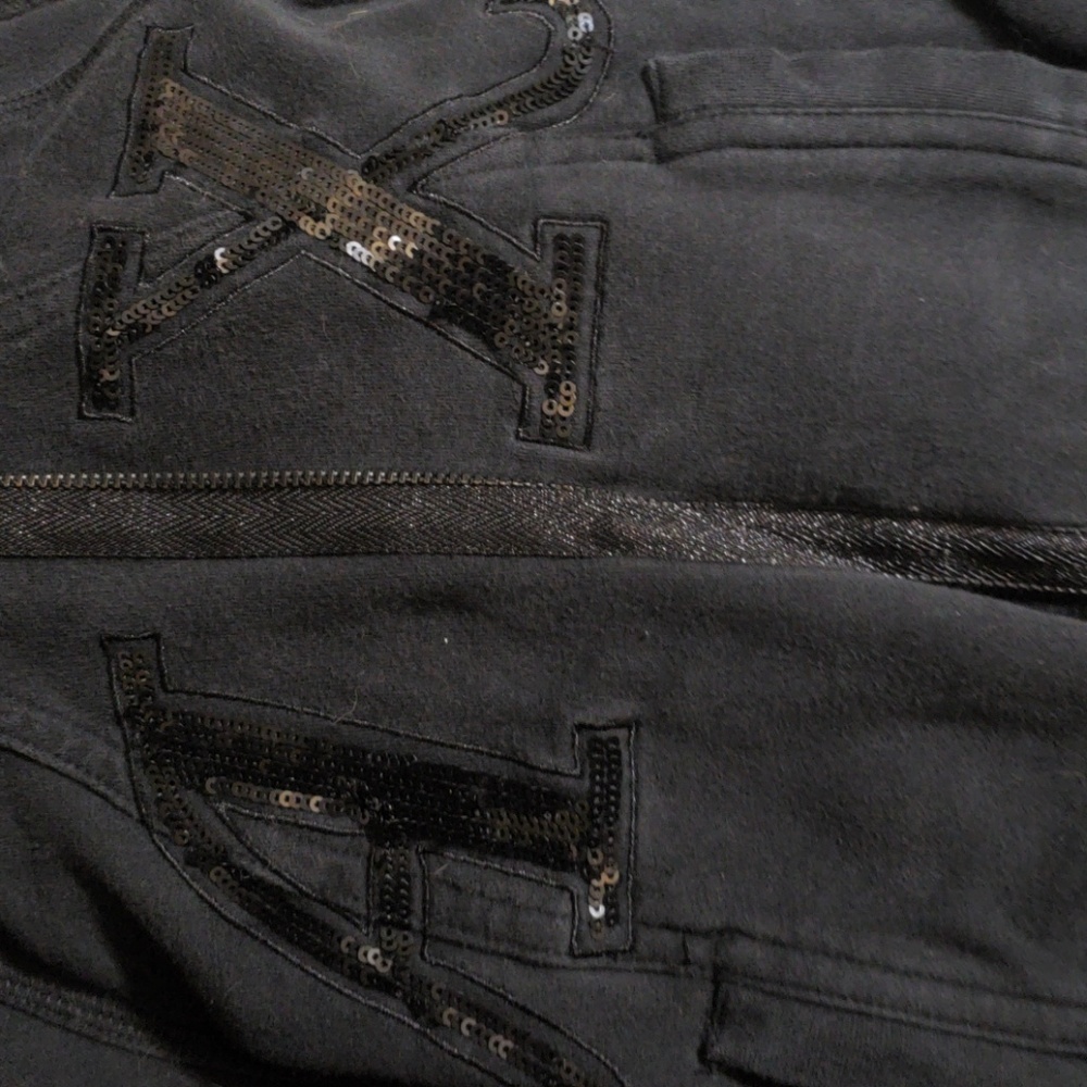 Black jacket - Picture 3 of 3